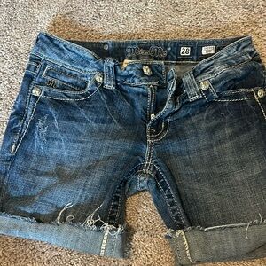 Miss Me Cut Off Shorts Size 28